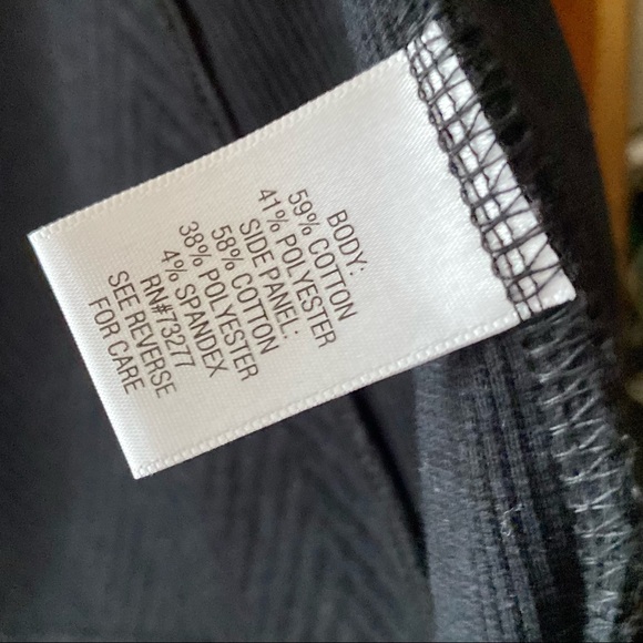 CROFT & BORROW | Black Cotton Blend Sleeveless Zip Vest - Picture 3 of 4